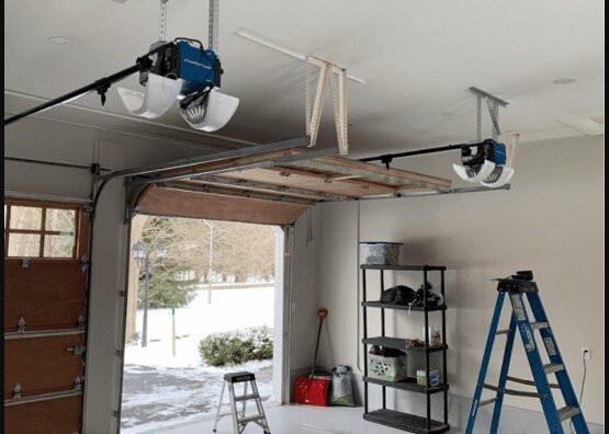 Expert garage door repair services in Reynoldsburg.