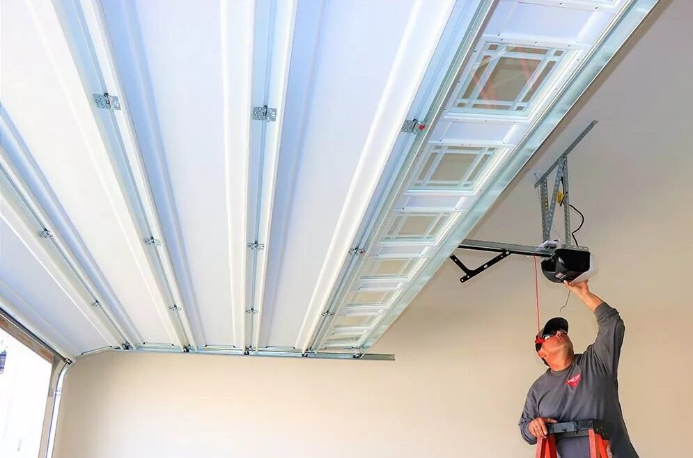 Local Turnberry Farms Garage Door Service Verification